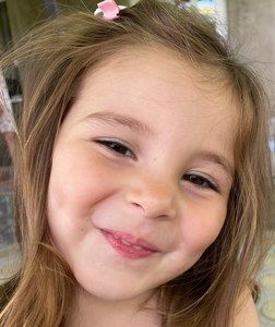 Meet your Posher, Talia